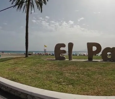 5 Mins From El Palo Wifi & Ac Apartment Malaga