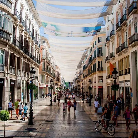 5 Mins From El Palo Wifi & Ac Apartment *